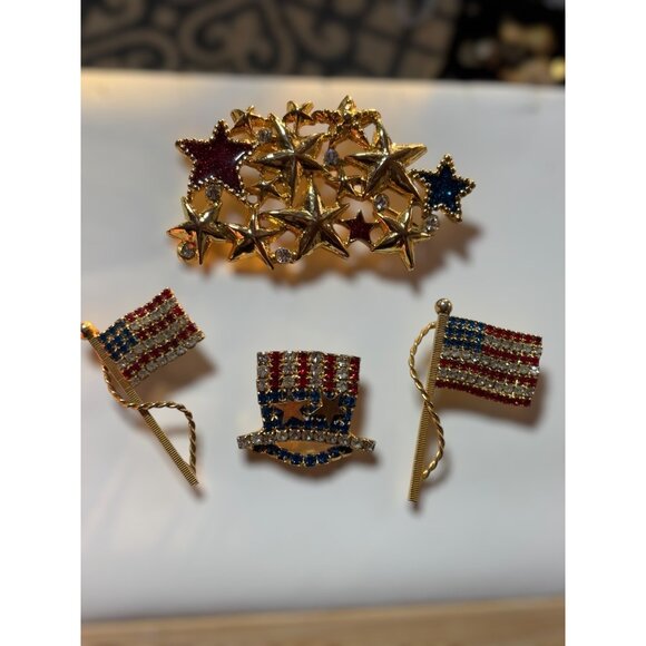 4 piece Patriotic Brooch Pin Set Collection With Stars & Stripes Design Red/Blue - Picture 12 of 16